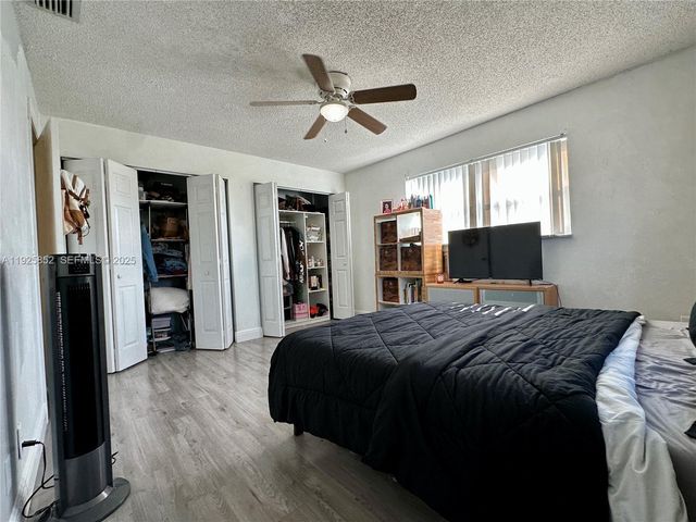 8091 NW 12th St A, Margate, FL 33063