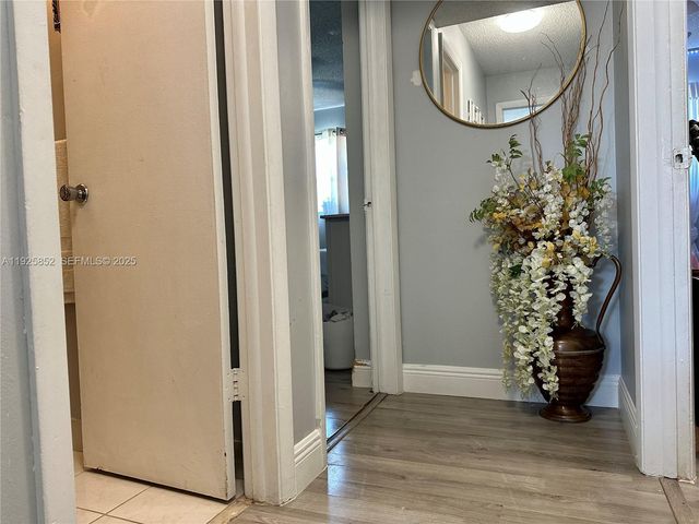 8091 NW 12th St A, Margate, FL 33063