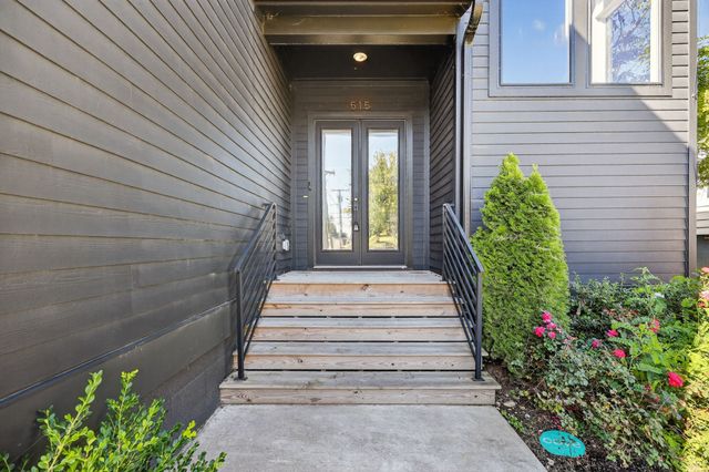 515 31st Ave, N, Nashville, TN 37209
