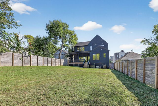 515 31st Ave, N, Nashville, TN 37209