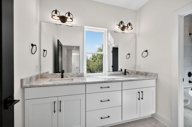 515 31st Ave, N, Nashville, TN 37209