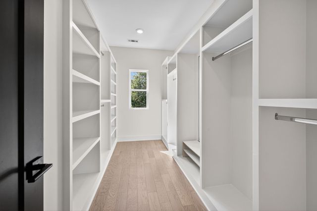 515 31st Ave, N, Nashville, TN 37209