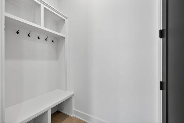 515 31st Ave, N, Nashville, TN 37209