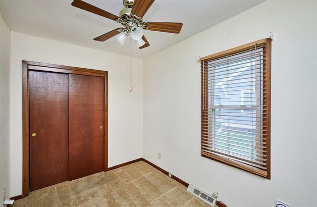 3502 Wright Street, Des Moines, IA 50316
