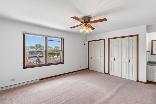 2005 Chateau COURT, Grafton, WI 53024