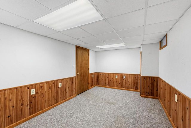 2005 Chateau COURT, Grafton, WI 53024