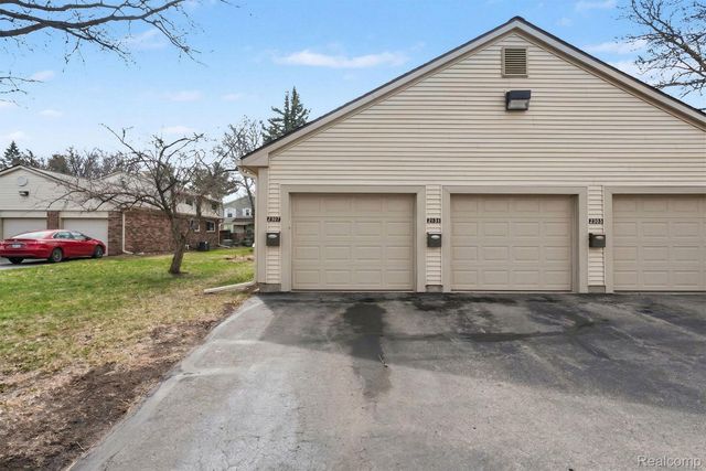 2717 Winthrop Court, Ann Arbor, MI 48104