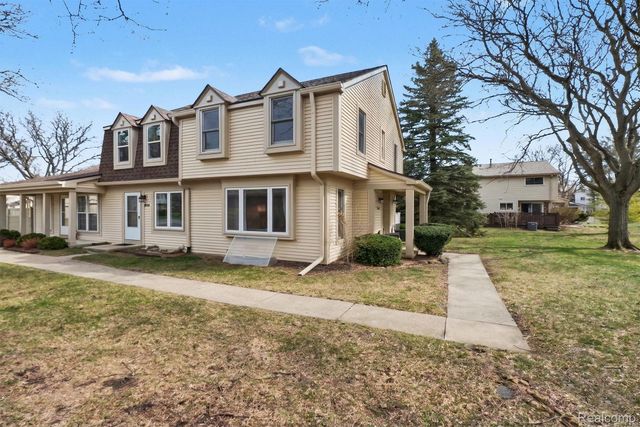 2717 Winthrop Court, Ann Arbor, MI 48104