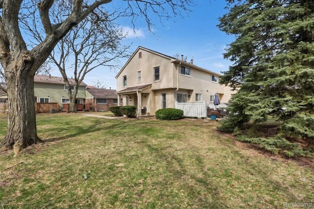 2717 Winthrop Court, Ann Arbor, MI 48104