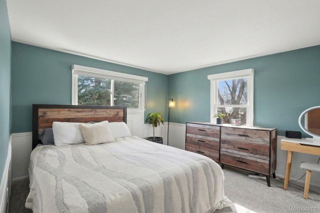 2717 Winthrop Court, Ann Arbor, MI 48104