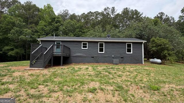 1646 Sandy Flat Road, Bowdon, GA 30108