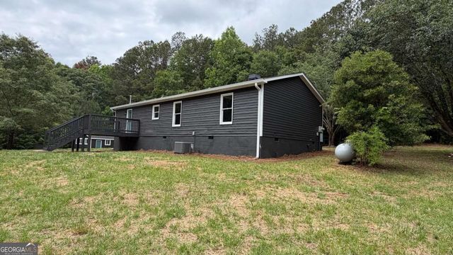 1646 Sandy Flat Road, Bowdon, GA 30108