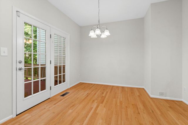 13653 SAINT JOHNS WOOD PL, Herndon, VA 20171