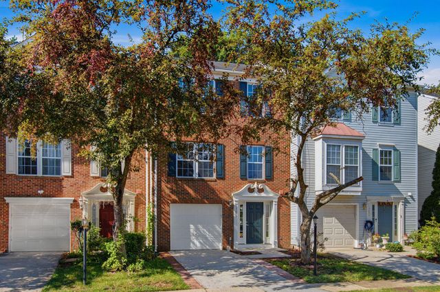 13653 SAINT JOHNS WOOD PL, Herndon, VA 20171