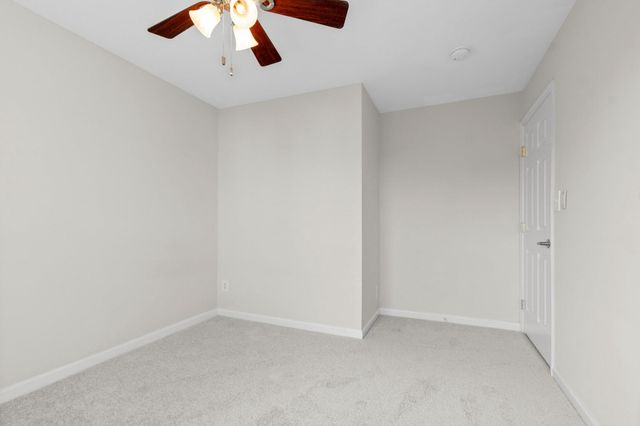 13653 SAINT JOHNS WOOD PL, Herndon, VA 20171