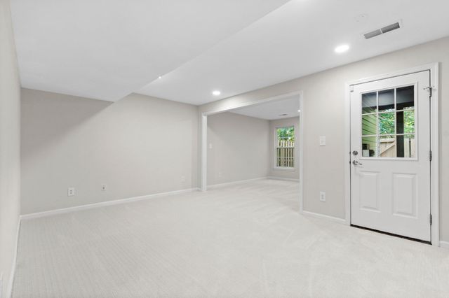 13653 SAINT JOHNS WOOD PL, Herndon, VA 20171