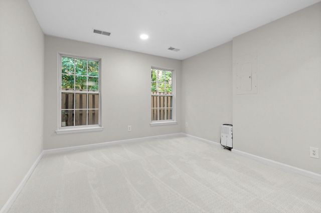 13653 SAINT JOHNS WOOD PL, Herndon, VA 20171