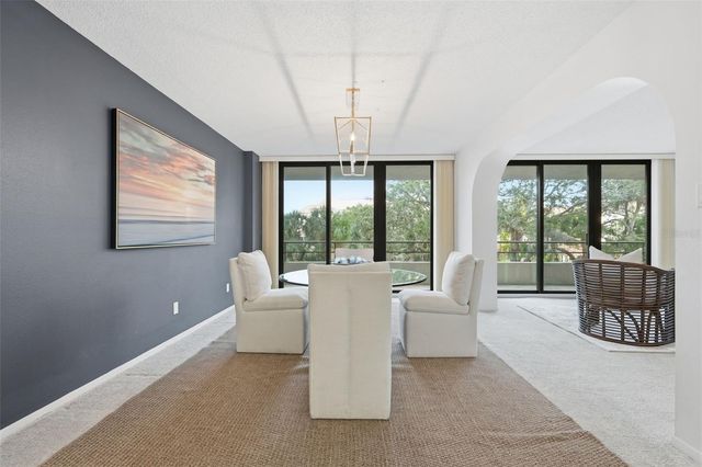 6415 MIDNIGHT PASS ROAD 211, Sarasota, FL 34242