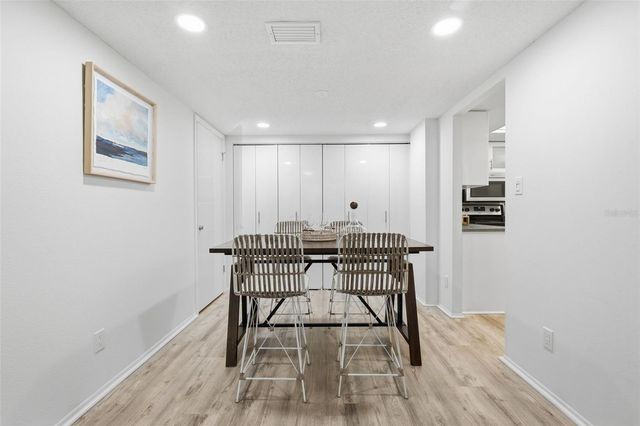 6415 MIDNIGHT PASS ROAD 211, Sarasota, FL 34242