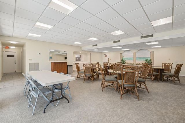 6415 MIDNIGHT PASS ROAD 211, Sarasota, FL 34242