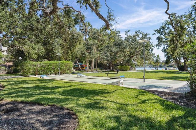 6415 MIDNIGHT PASS ROAD 211, Sarasota, FL 34242