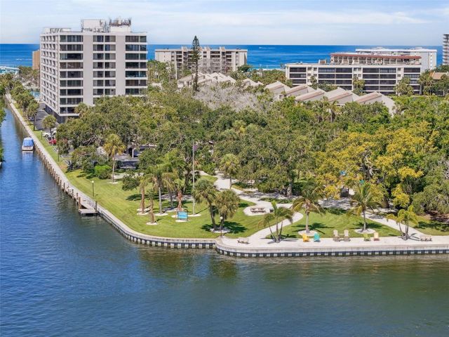 6415 MIDNIGHT PASS ROAD 211, Sarasota, FL 34242