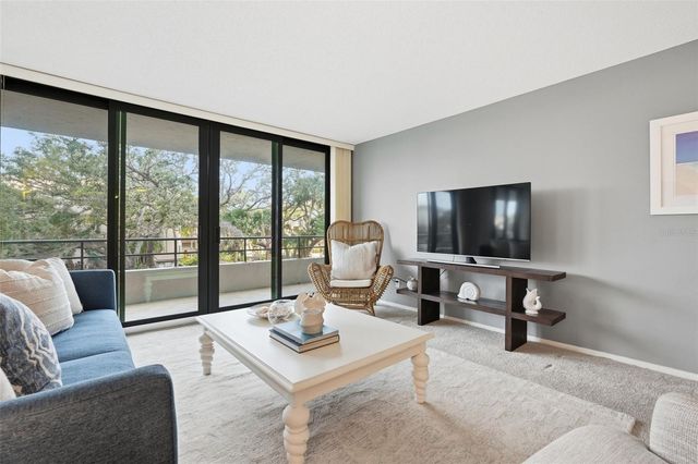 6415 MIDNIGHT PASS ROAD 211, Sarasota, FL 34242