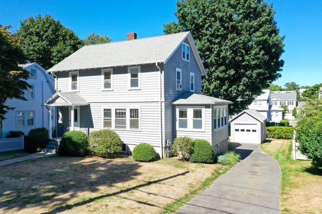 15 Ledyard 15, Wellesley, MA 02481