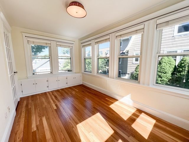 15 Ledyard 15, Wellesley, MA 02481
