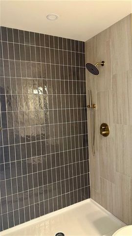 12818 W 172nd Terrace, Overland Park, KS 66221