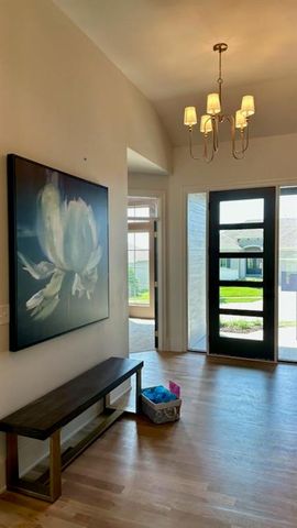 12818 W 172nd Terrace, Overland Park, KS 66221