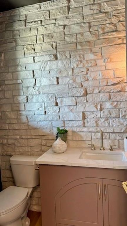 12818 W 172nd Terrace, Overland Park, KS 66221