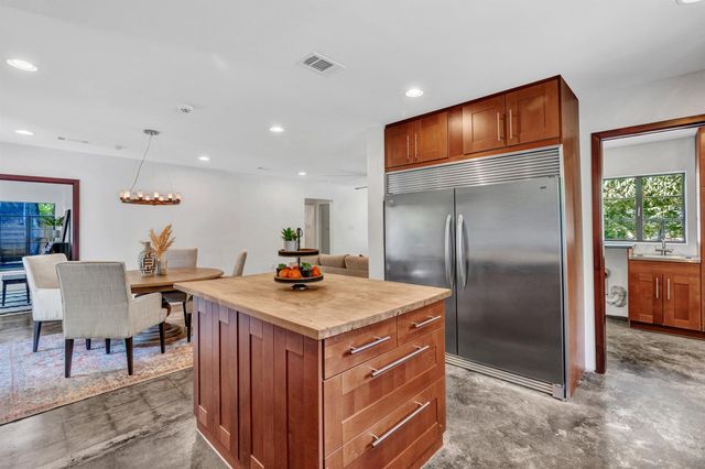 1208 Fairwood RD, Austin, TX 78722