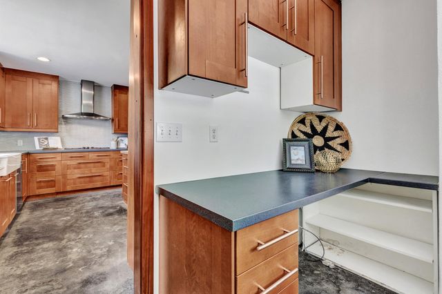 1208 Fairwood RD, Austin, TX 78722