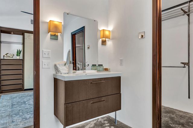 1208 Fairwood RD, Austin, TX 78722
