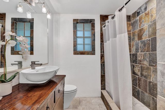 1208 Fairwood RD, Austin, TX 78722