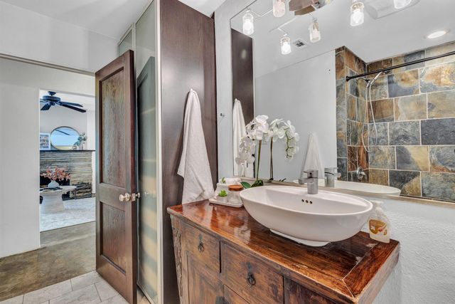 1208 Fairwood RD, Austin, TX 78722