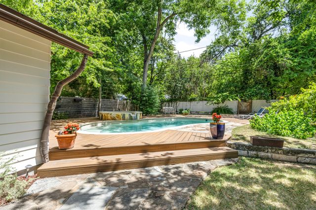 1208 Fairwood RD, Austin, TX 78722