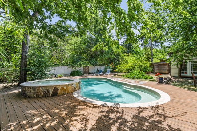1208 Fairwood RD, Austin, TX 78722