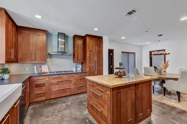 1208 Fairwood RD, Austin, TX 78722