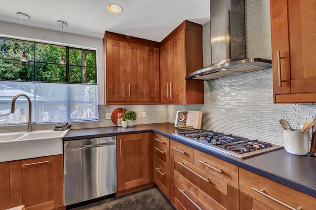 1208 Fairwood RD, Austin, TX 78722