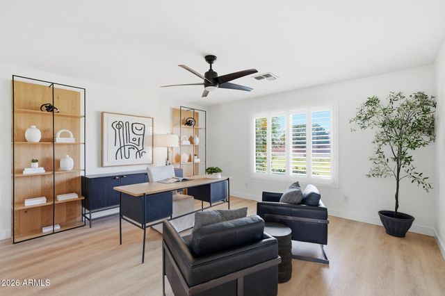 2830 E RYAN Road, Gilbert, AZ 85297