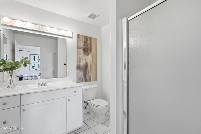 2830 E RYAN Road, Gilbert, AZ 85297