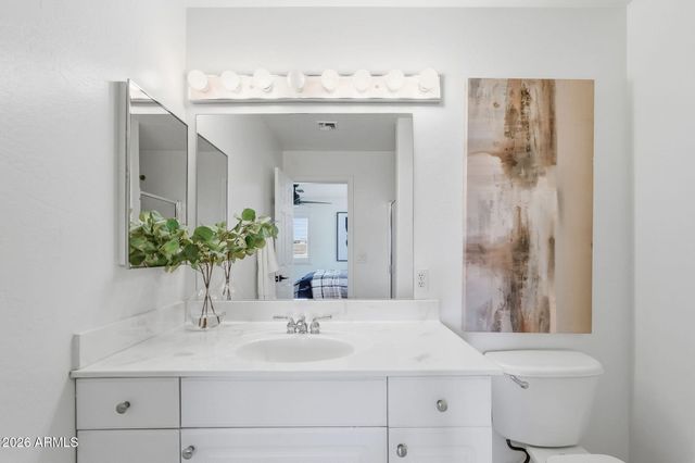 2830 E RYAN Road, Gilbert, AZ 85297