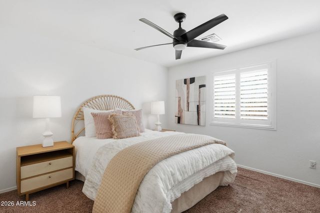 2830 E RYAN Road, Gilbert, AZ 85297
