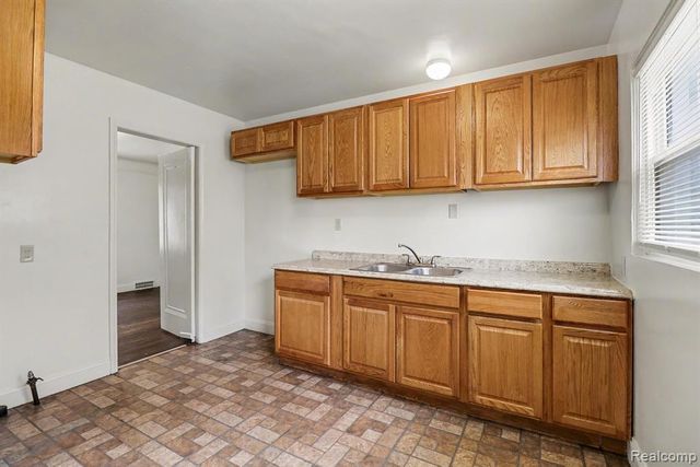 20030 Orleans Street, Highland Park, MI 48203