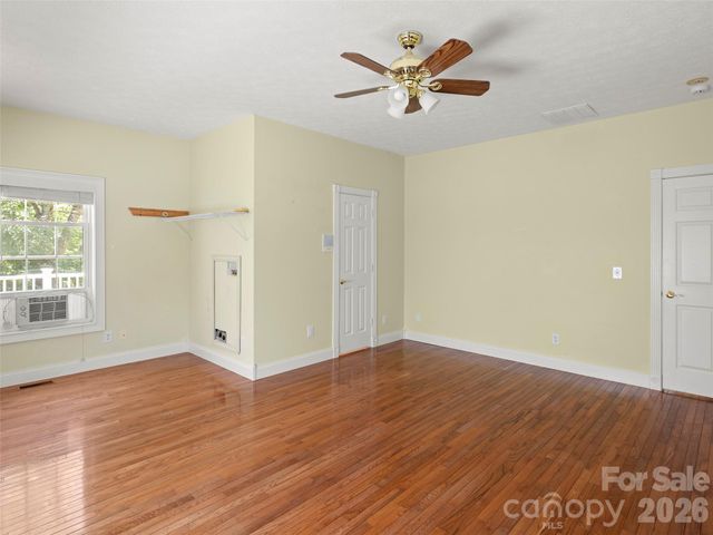 4901 Brevard Road, Horse Shoe, NC 28742