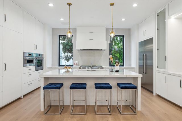 2309 Driscoll B, Houston, TX 77019