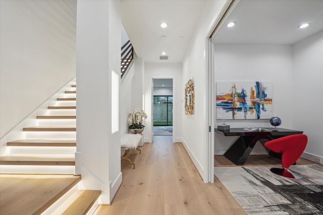 2309 Driscoll B, Houston, TX 77019