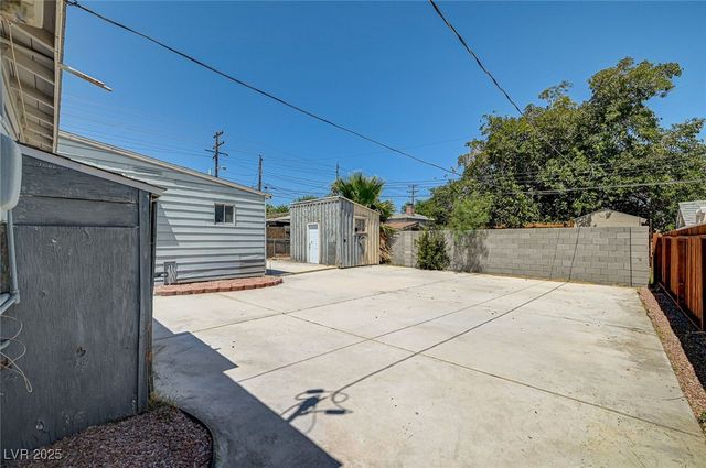 1405 East Bridger Avenue B, Las Vegas, NV 89101